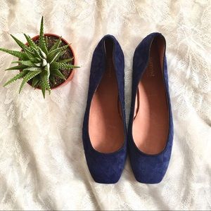 Summit | navy box toe flats, US 9